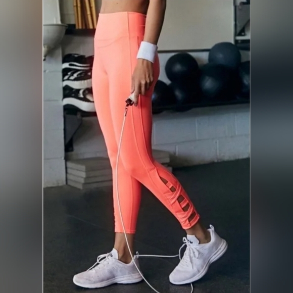 Free People Very Prairie Leggings in Papyana Punch NWT - Picture 2 of 10